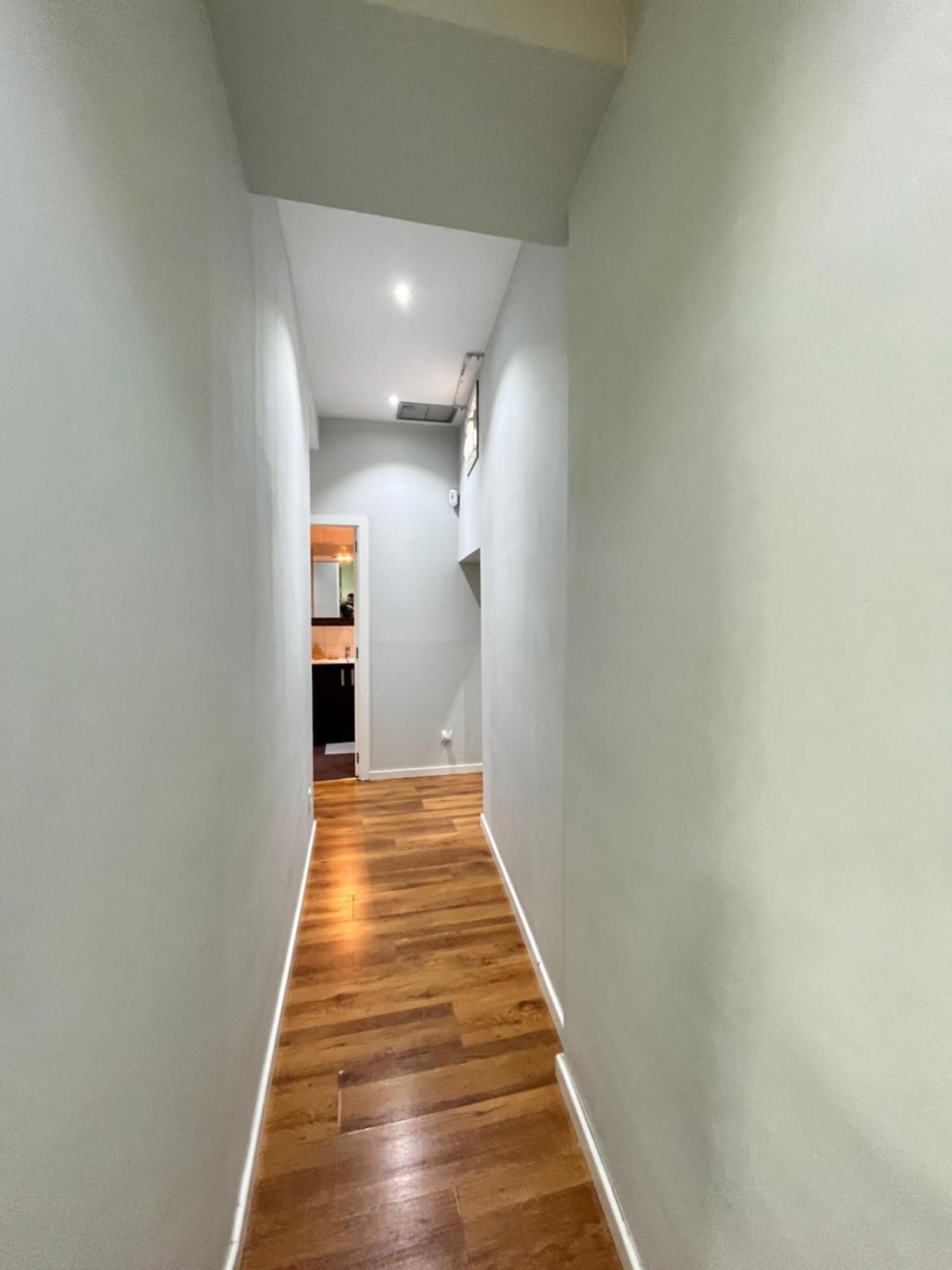 Exclusivo En Sol Exterior Bar Temporal Apartment มาดริด ภายนอก รูปภาพ
