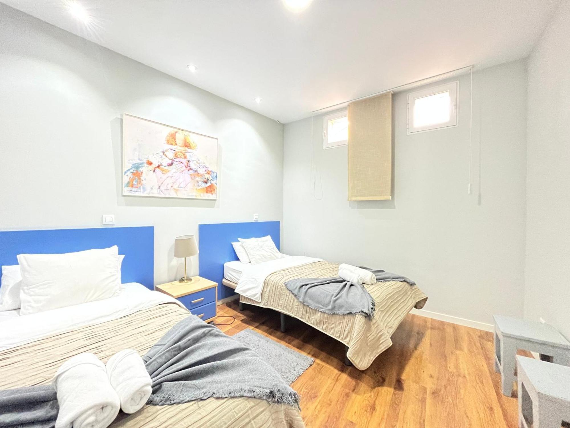 Exclusivo En Sol Exterior Bar Temporal Apartment มาดริด ภายนอก รูปภาพ