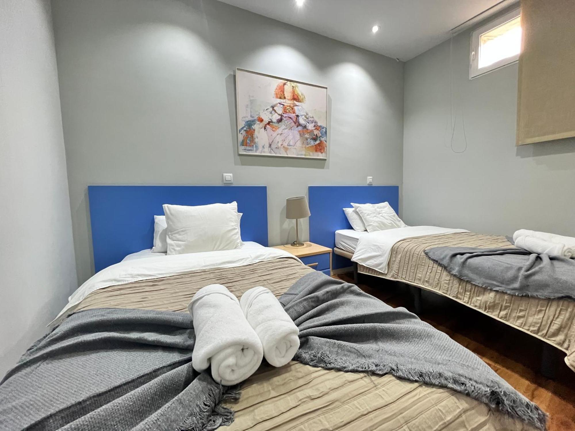 Exclusivo En Sol Exterior Bar Temporal Apartment มาดริด ภายนอก รูปภาพ